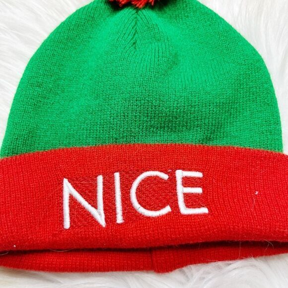 NICE Puff Ball Beanie Hat Red and Green One Size - Picture 3 of 4